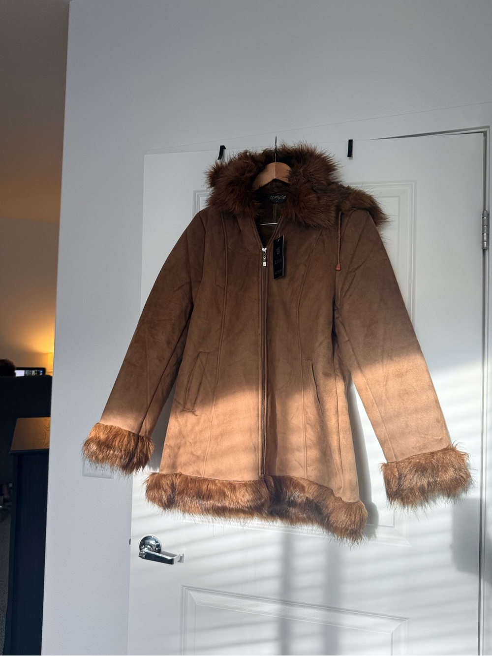 Women's Brown Faux-Suede Trench Coat with Fur Trim - Picture 2 of 7